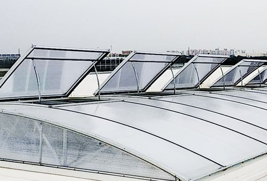 采光排煙天窗